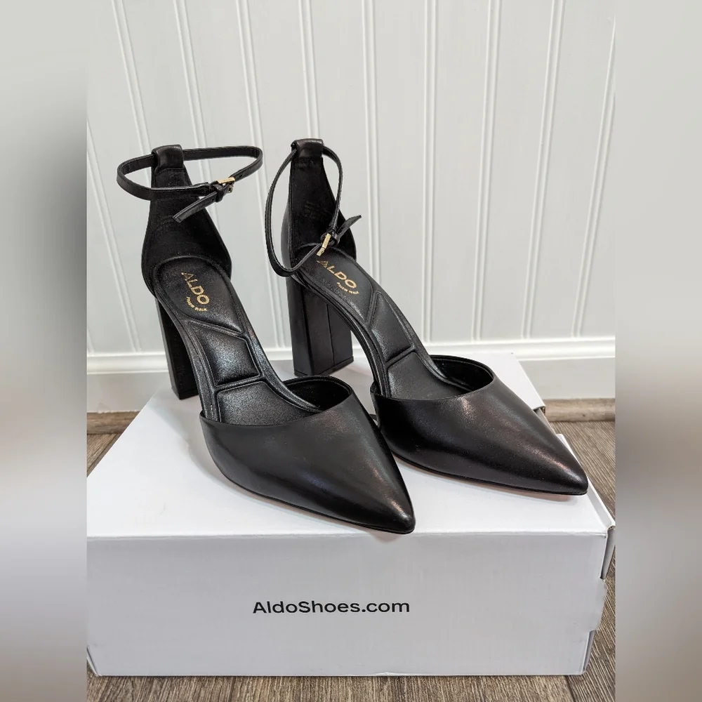 Aldo Size 8 Black Leather Block Heels Pumps Ankle Strap Padded Insole - Picture 1 of 7